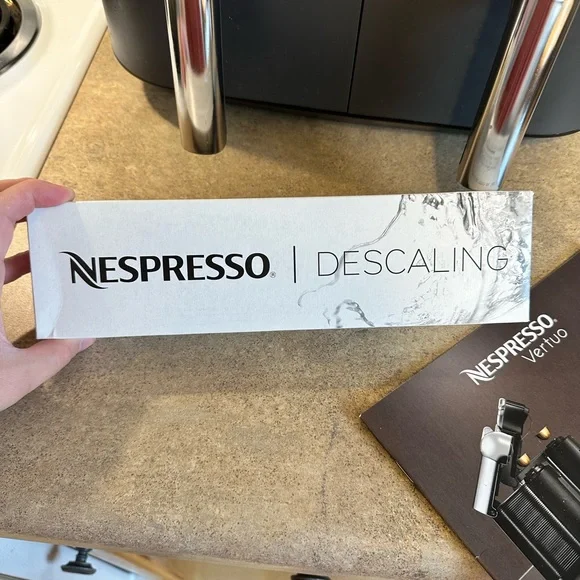 Selling my Nespresso Evoluo Piano Black & Aeroccino3 Milk Frother